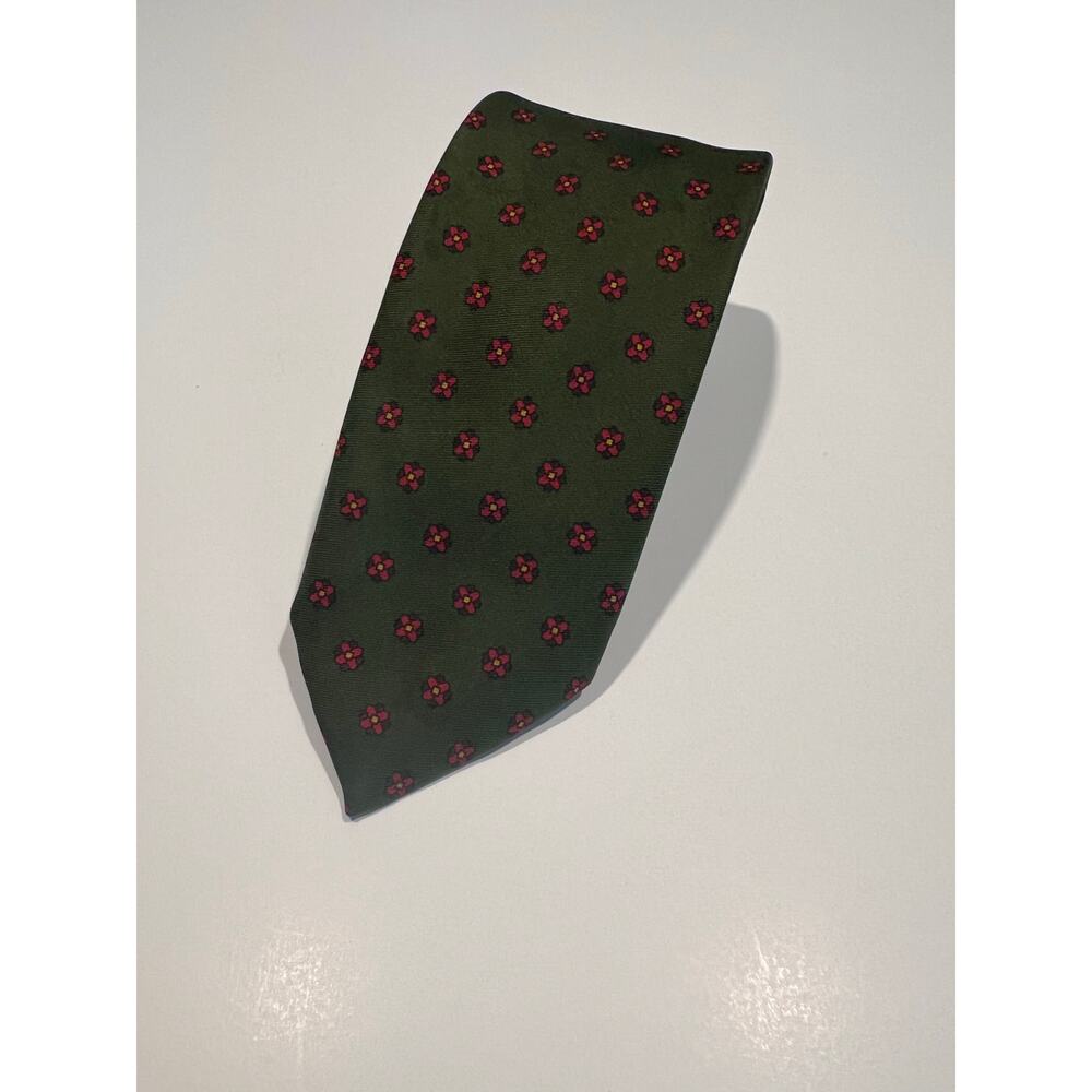 The Berkeley Shop Louis Silk Necktie Green with Red Geometric All Over Print JL